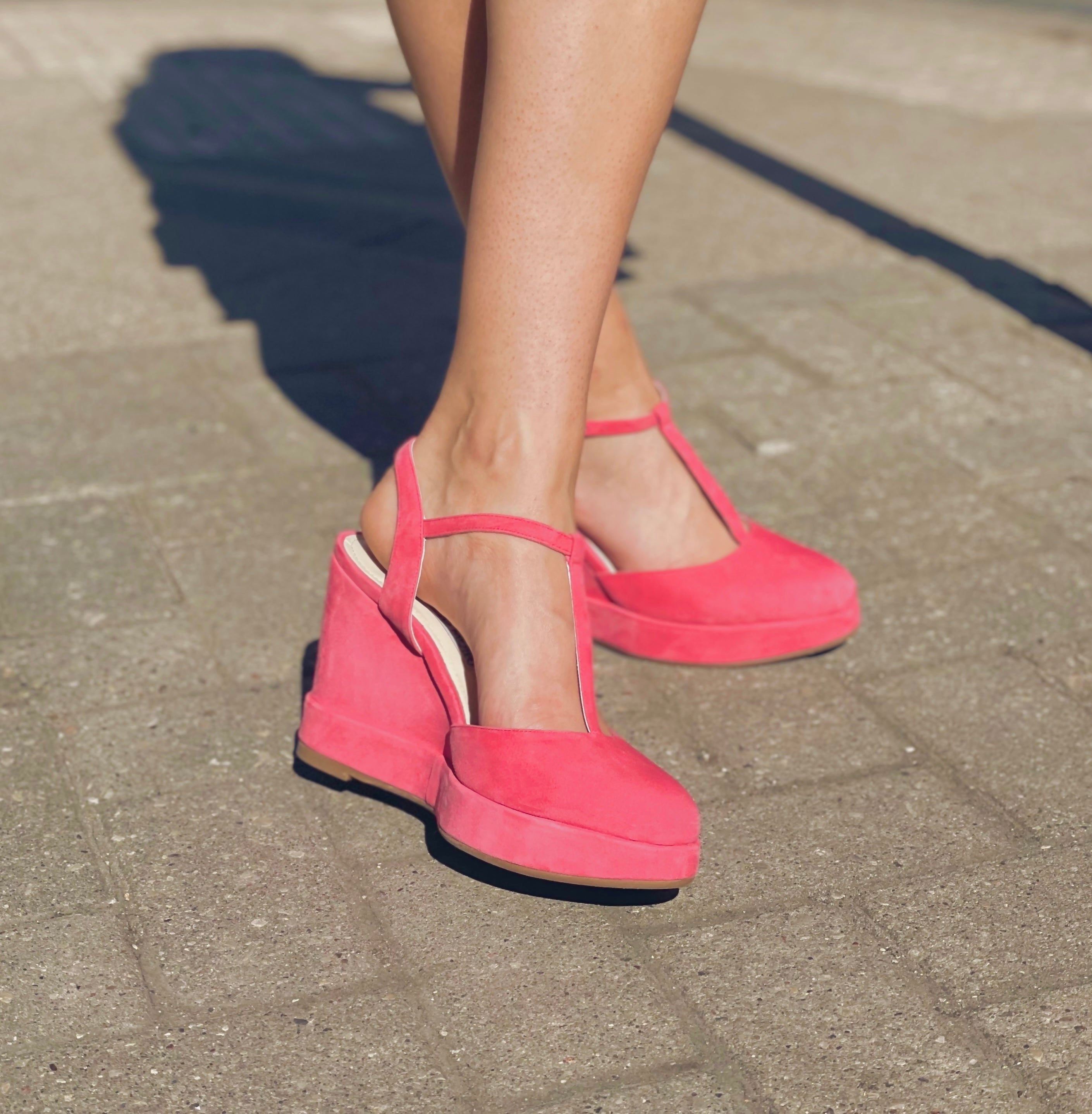 Jeanne Pink Suede Wedges