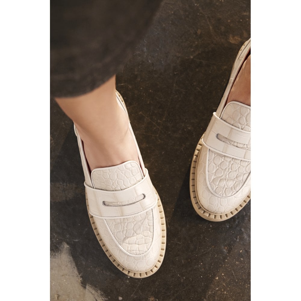 Stratford Cream Crocodile Loafers